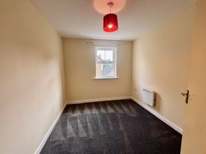 second bedroom- click for photo gallery